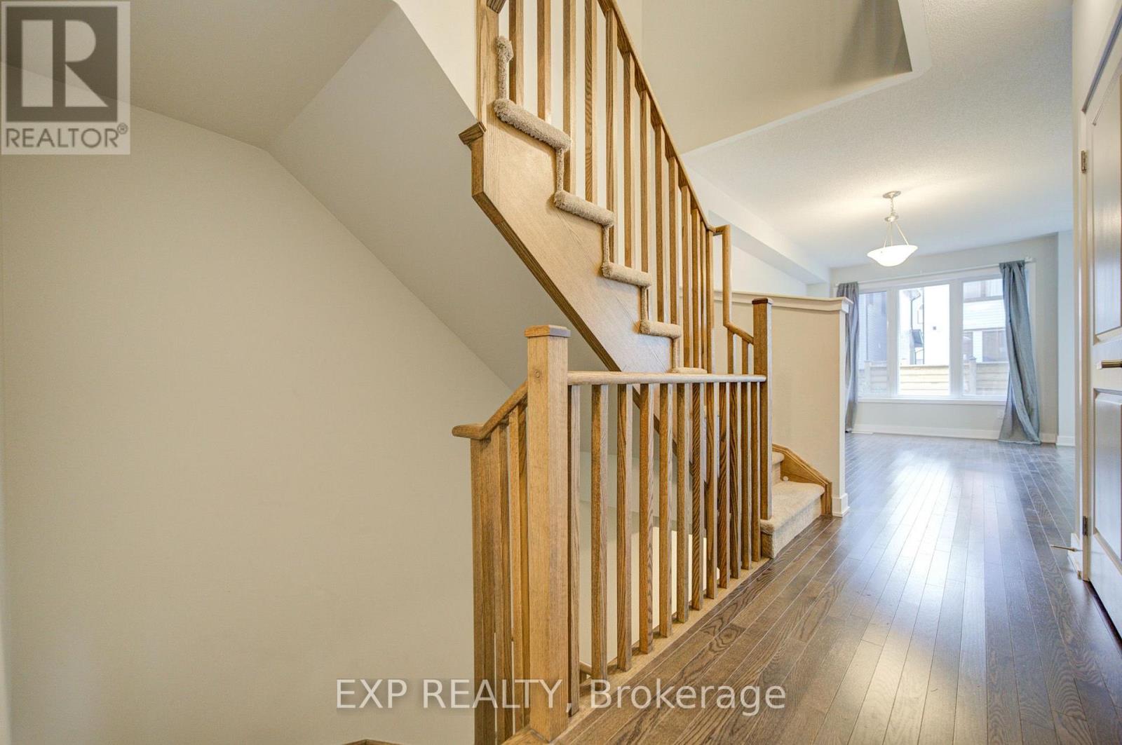 1095 Thompson Drive, Oshawa, Ontario  L1L 0V5 - Photo 6 - E13837296