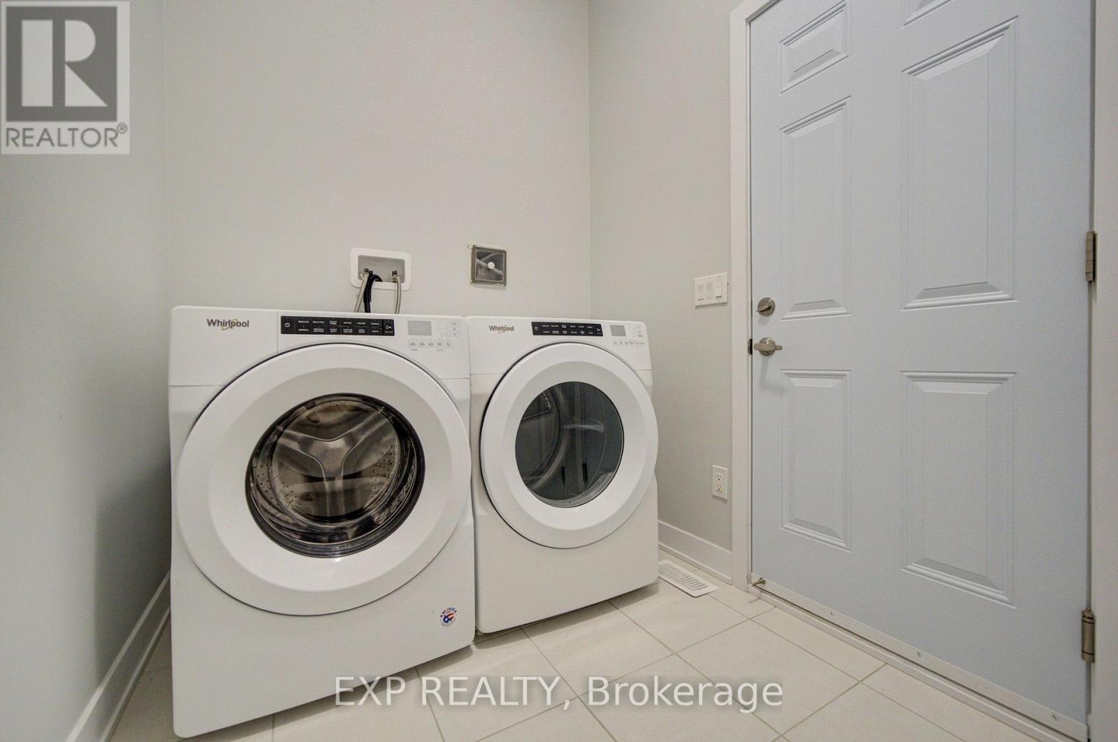 1095 Thompson Drive, Oshawa, Ontario  L1L 0V5 - Photo 7 - E13837296