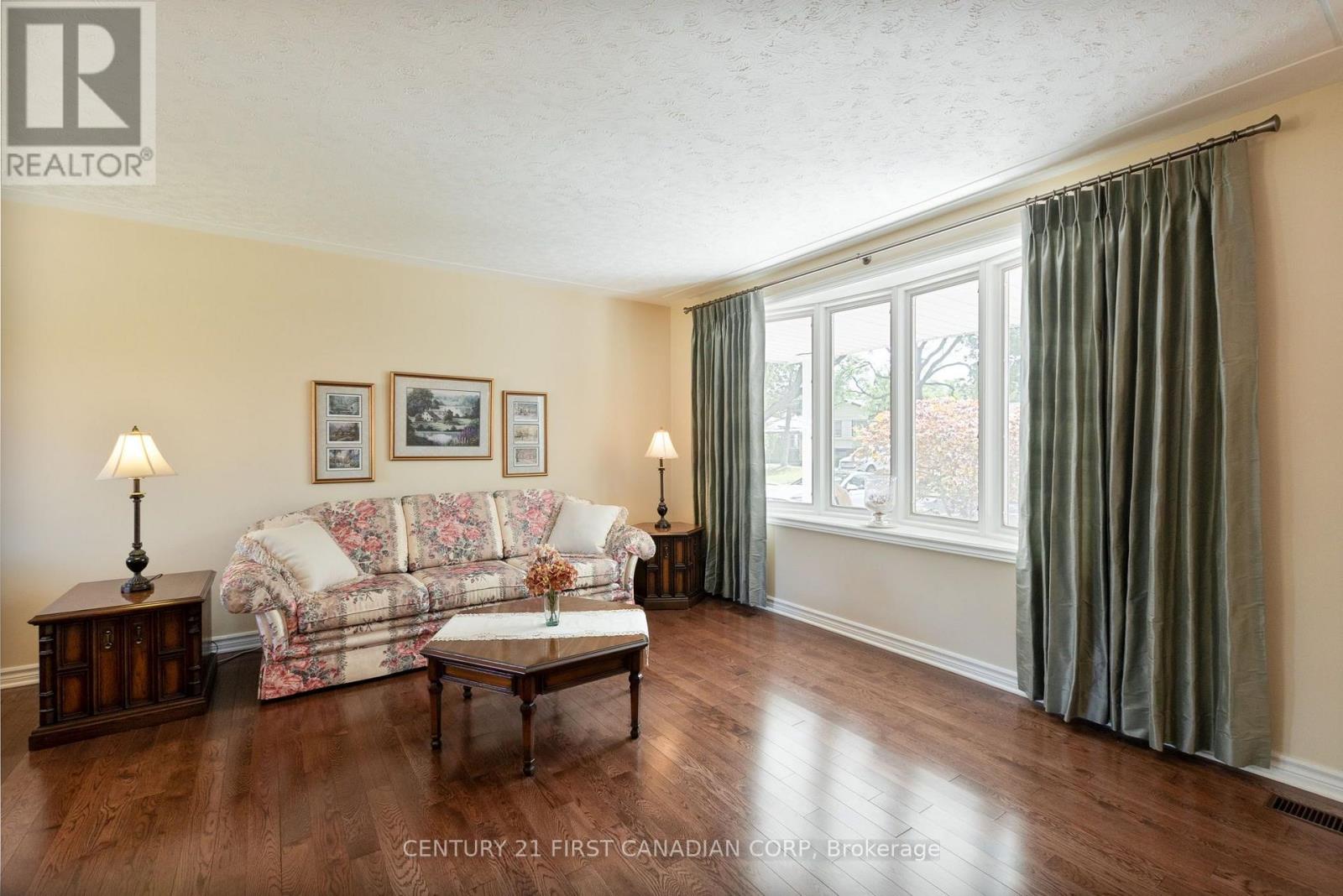 135 Downing Crescent, London South, Ontario  N6C 3C7 - Photo 8 - X13843214