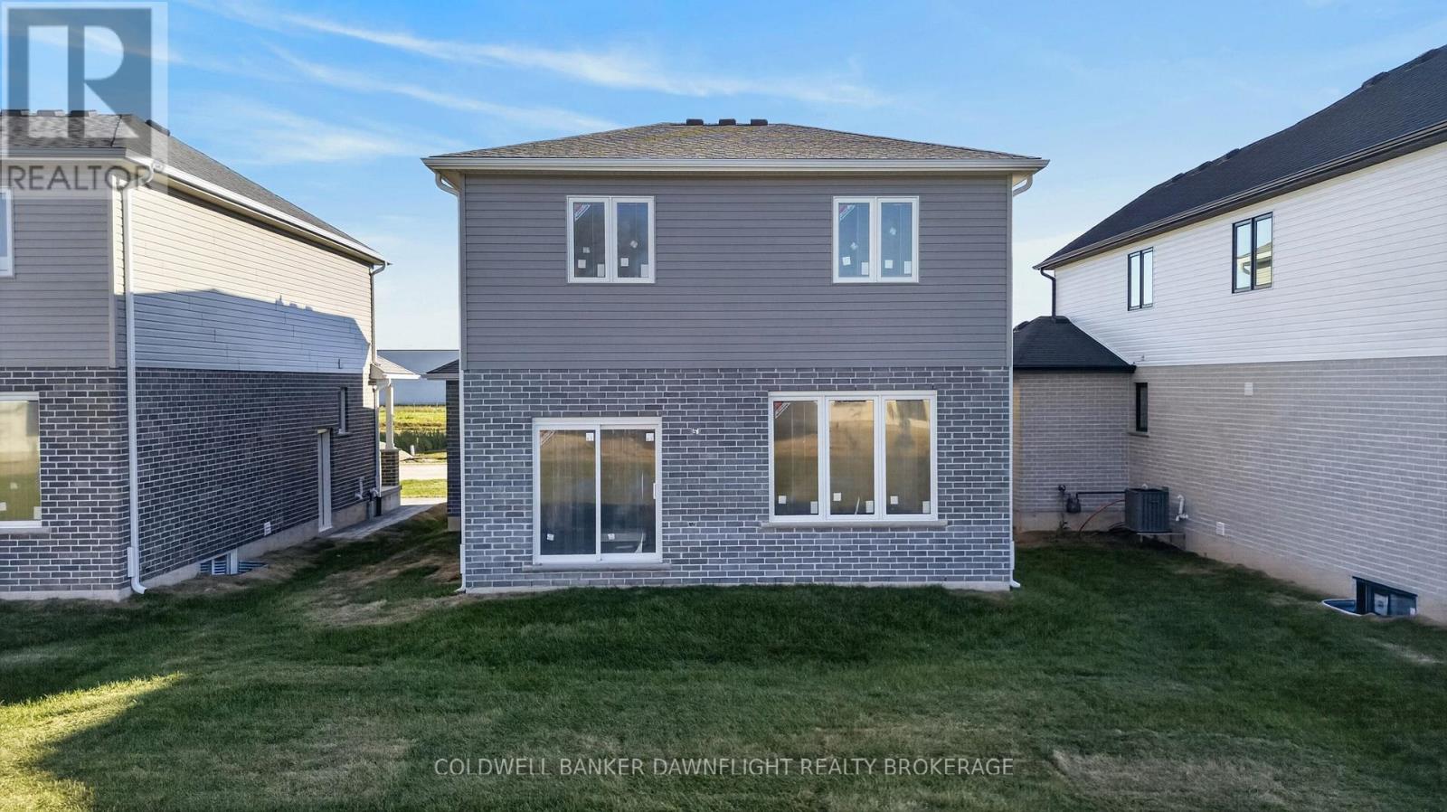 215 Greene Street, South Huron, Ontario  N0M 1S3 - Photo 35 - X13843374