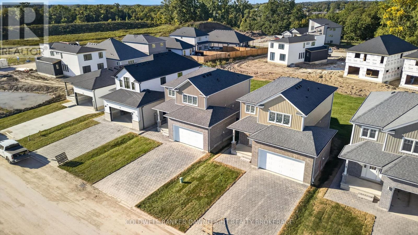 215 Greene Street, South Huron, Ontario  N0M 1S3 - Photo 40 - X13843374