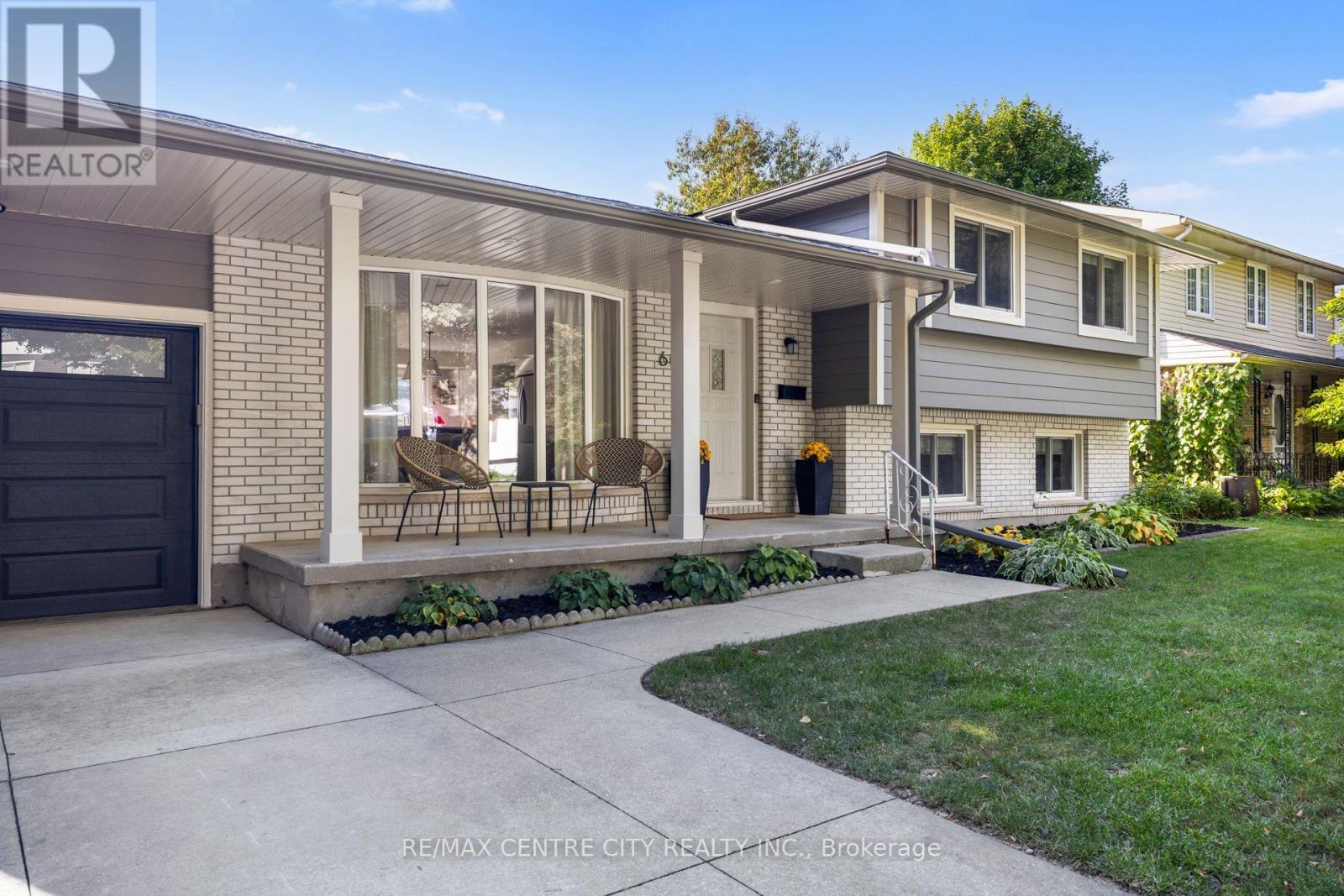 60 Westbury Avenue, London South (South O), Ontario  N6J 3G1 - Photo 2 - X13843514
