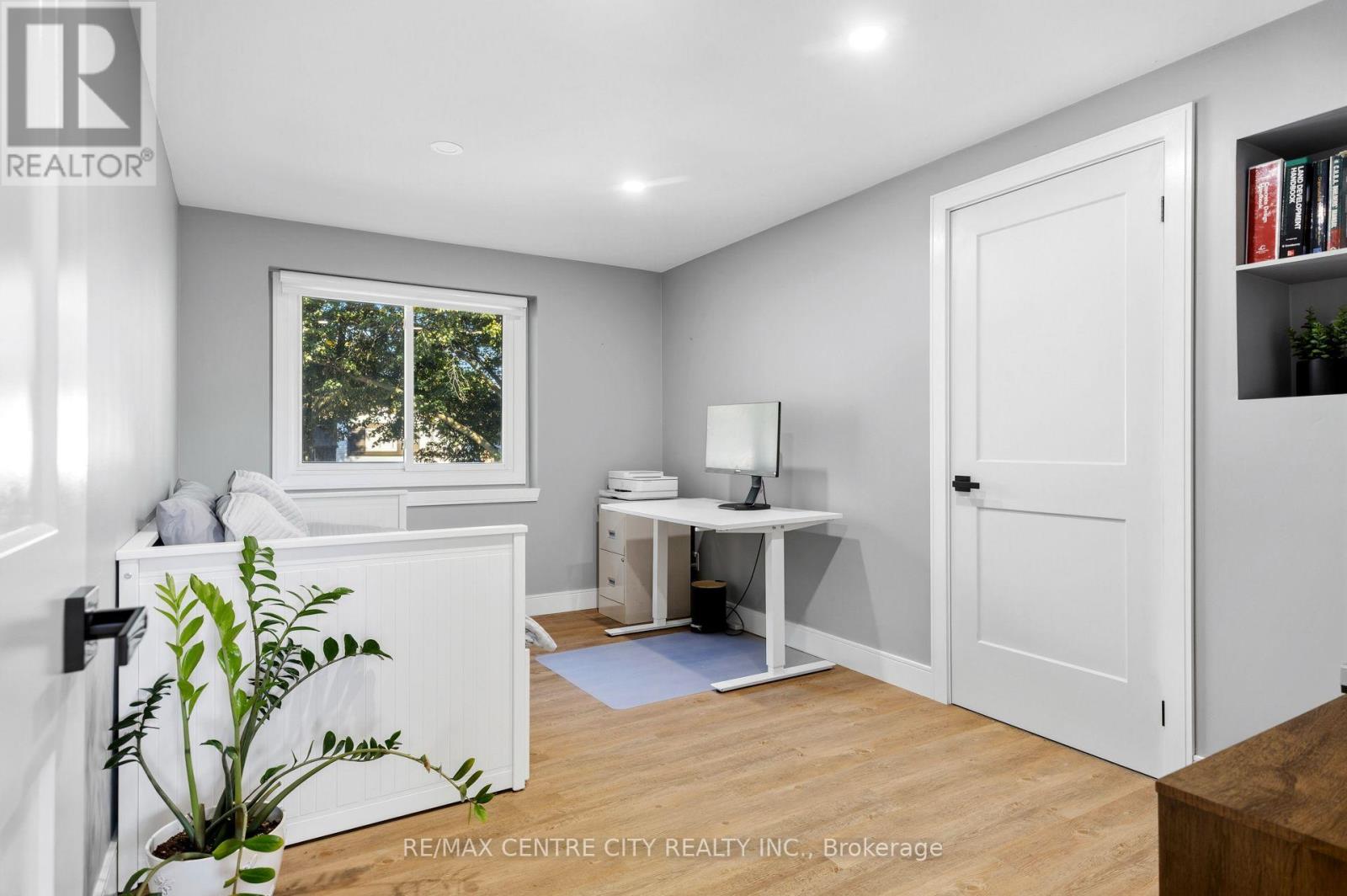60 Westbury Avenue, London South (South O), Ontario  N6J 3G1 - Photo 20 - X13843514