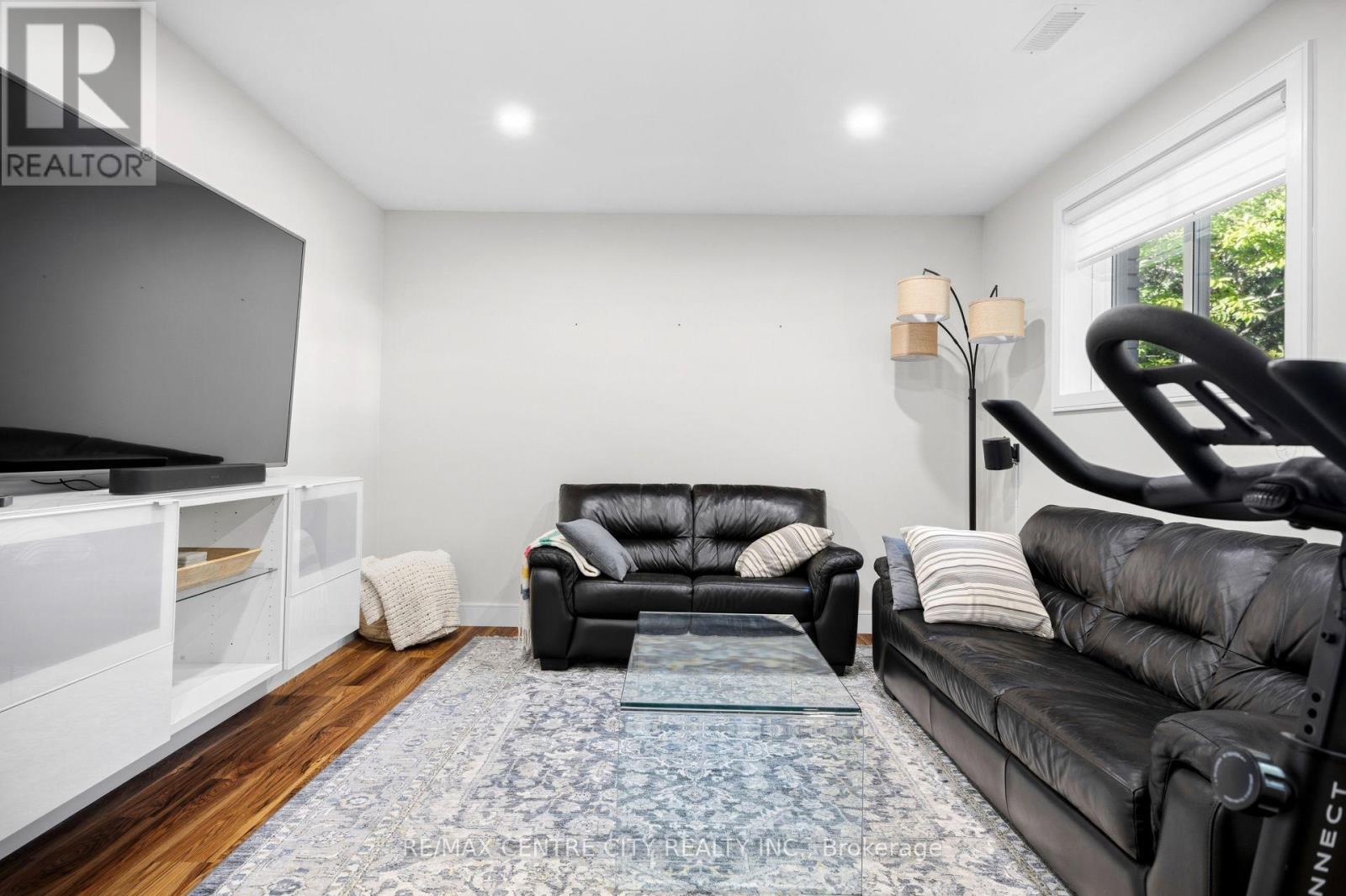 60 Westbury Avenue, London South (South O), Ontario  N6J 3G1 - Photo 21 - X13843514