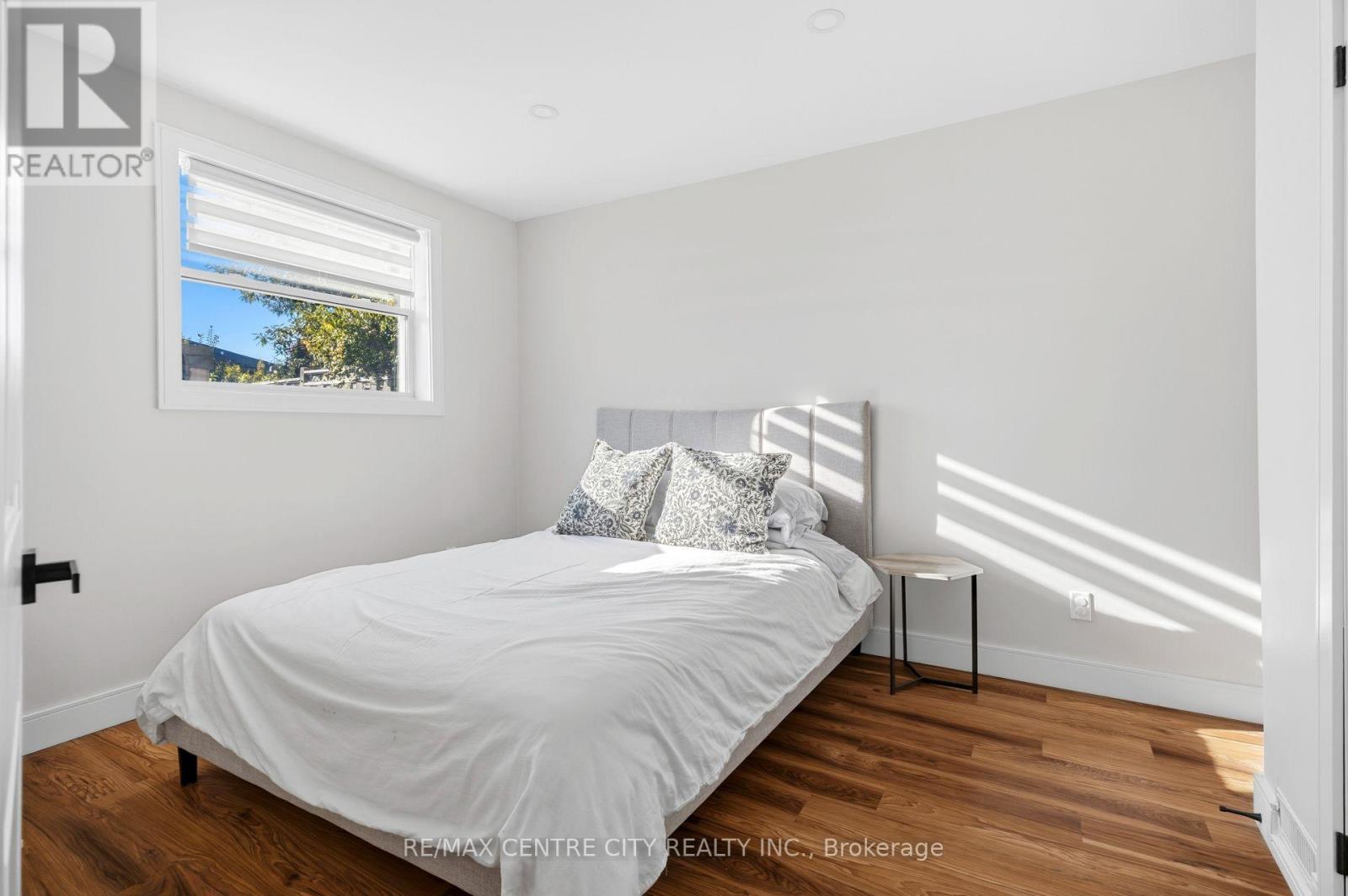 60 Westbury Avenue, London South (South O), Ontario  N6J 3G1 - Photo 24 - X13843514