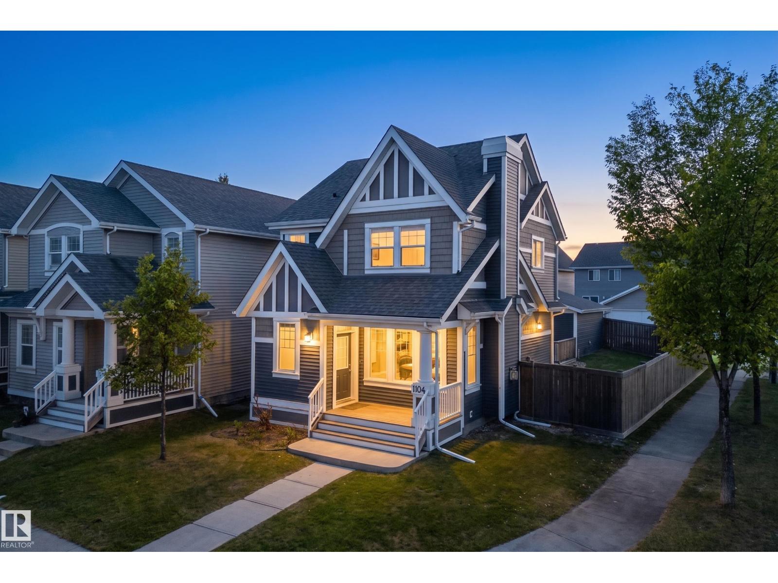 1104 74 ST SW SW