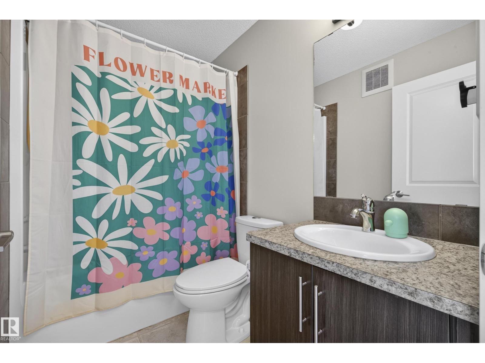 1104 74 ST SW SW