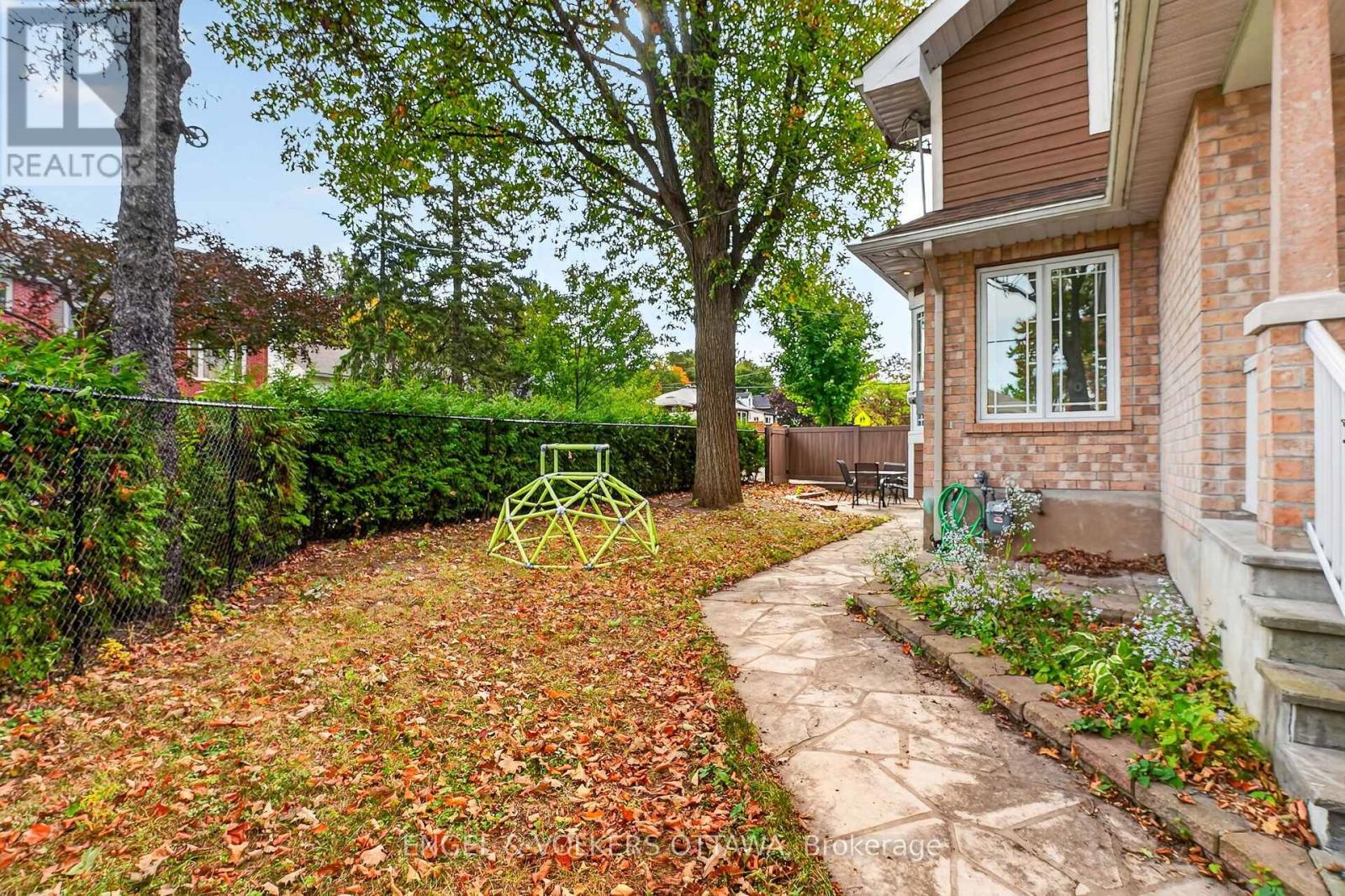 1330 Kilborn Avenue, Ottawa, Ontario  K1H 6L3 - Photo 39 - X13843222