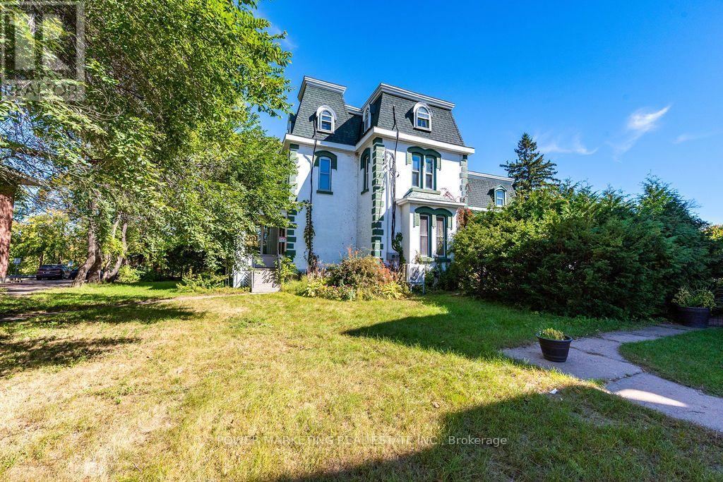 247 Victoria Street, Pembroke, Ontario  K8A 4K5 - Photo 3 - X13843258