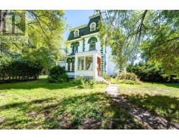 247 VICTORIA STREET, Pembroke, Ontario