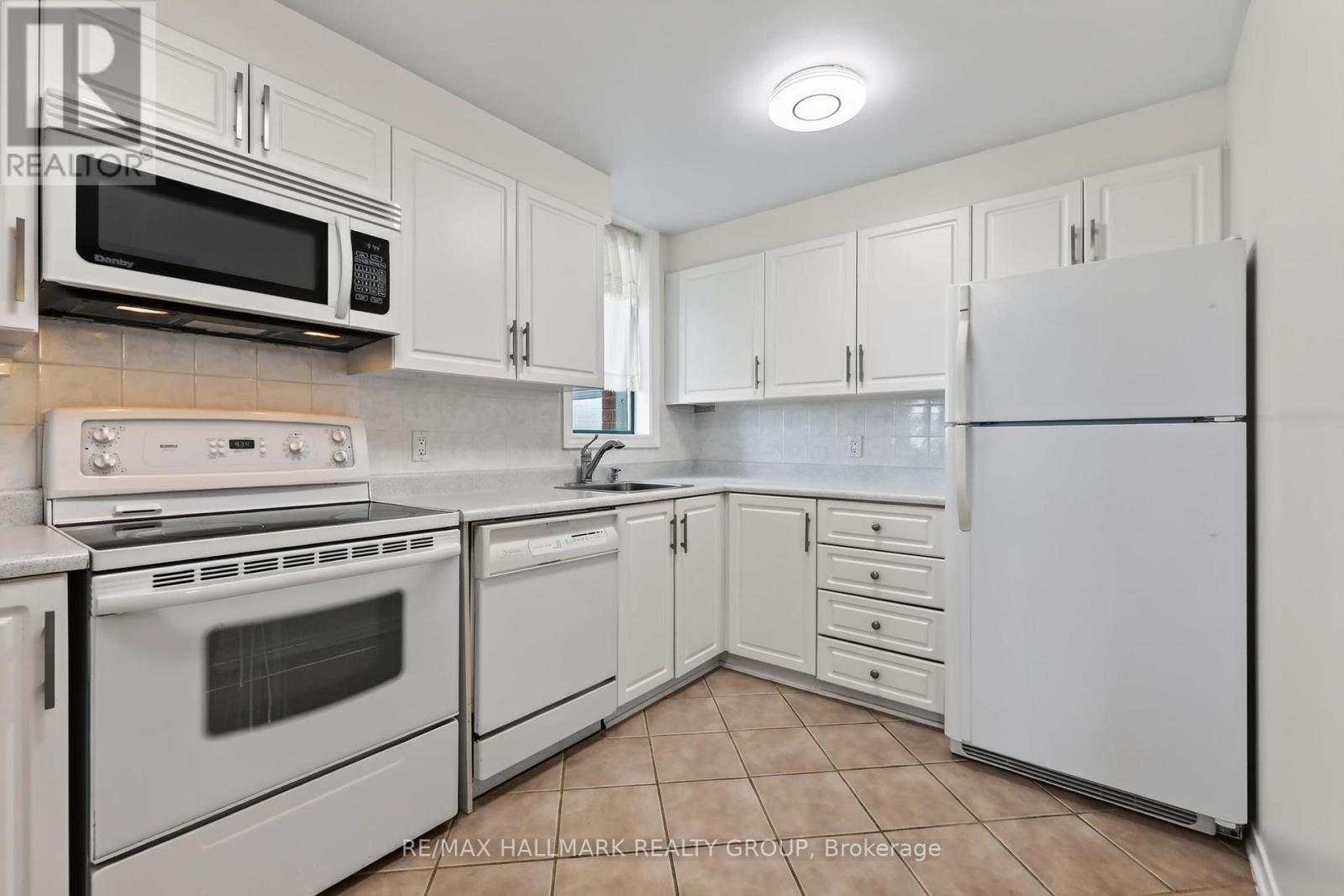 701 - 1440 Heron Road, Ottawa, Ontario  K1V 0X2 - Photo 8 - X13843298