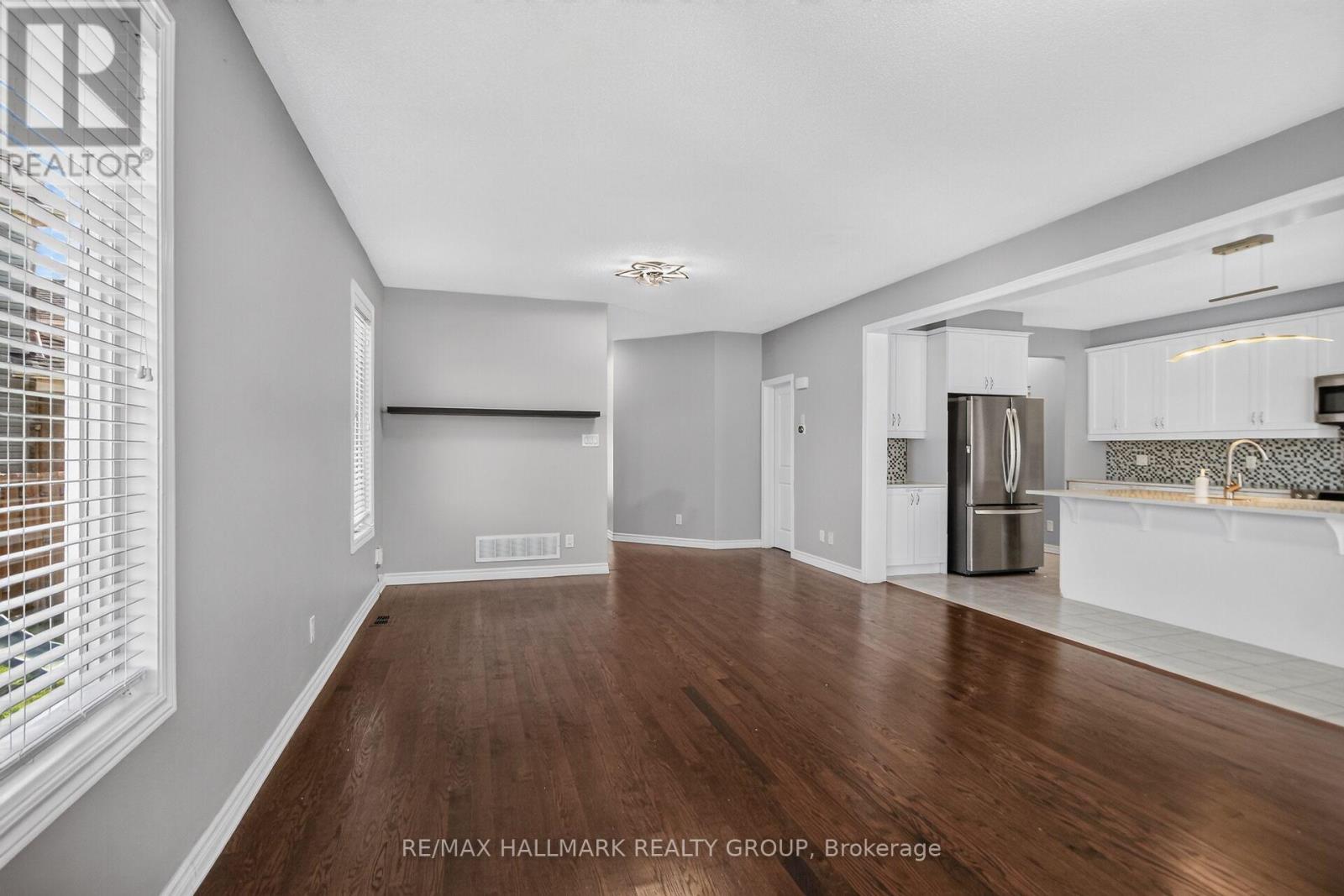 18 Sweetbay Circle, Ottawa, Ontario  K2S 0W8 - Photo 10 - X13843332