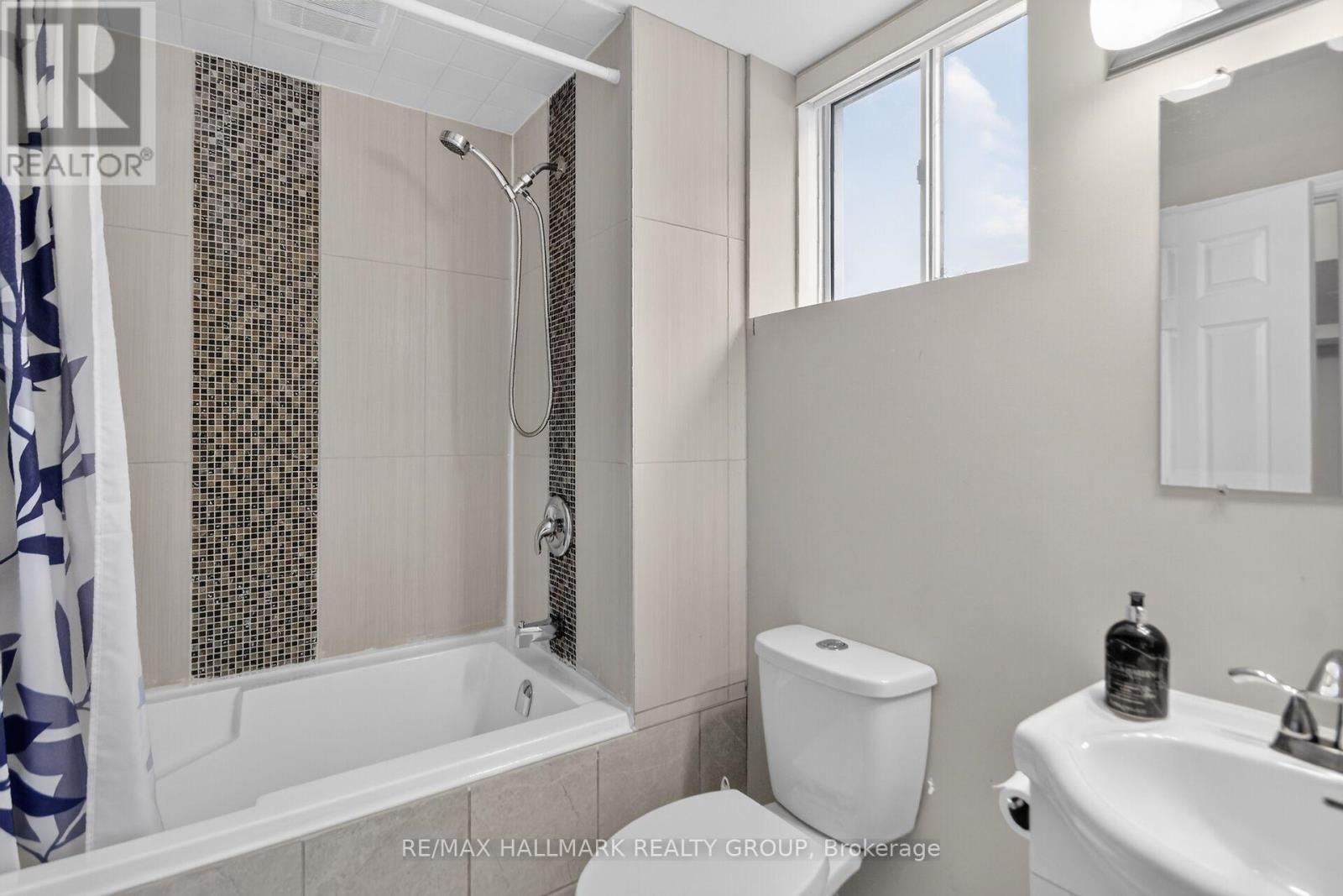 18 Sweetbay Circle, Ottawa, Ontario  K2S 0W8 - Photo 22 - X13843332