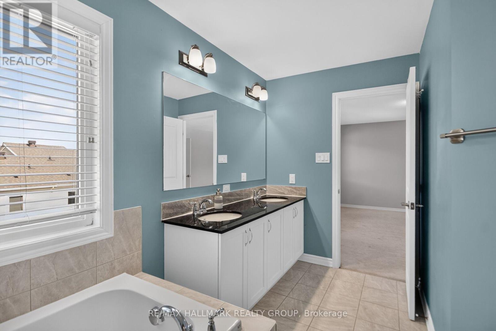 18 Sweetbay Circle, Ottawa, Ontario  K2S 0W8 - Photo 27 - X13843332