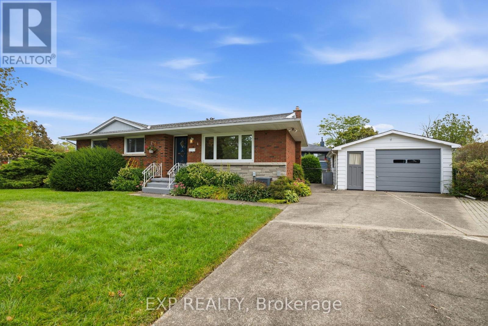 2 Glengrove Circle, St. Catharines, Ontario  L2T 2Y9 - Photo 2 - X13843370