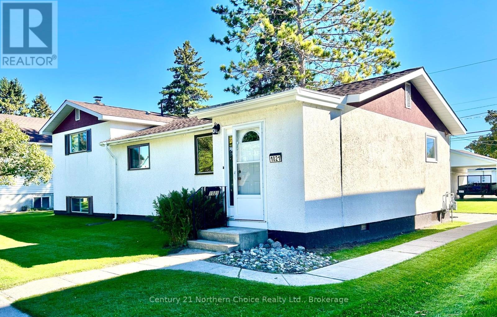 1021 THIRD STREET E, Fort Frances, Ontario
