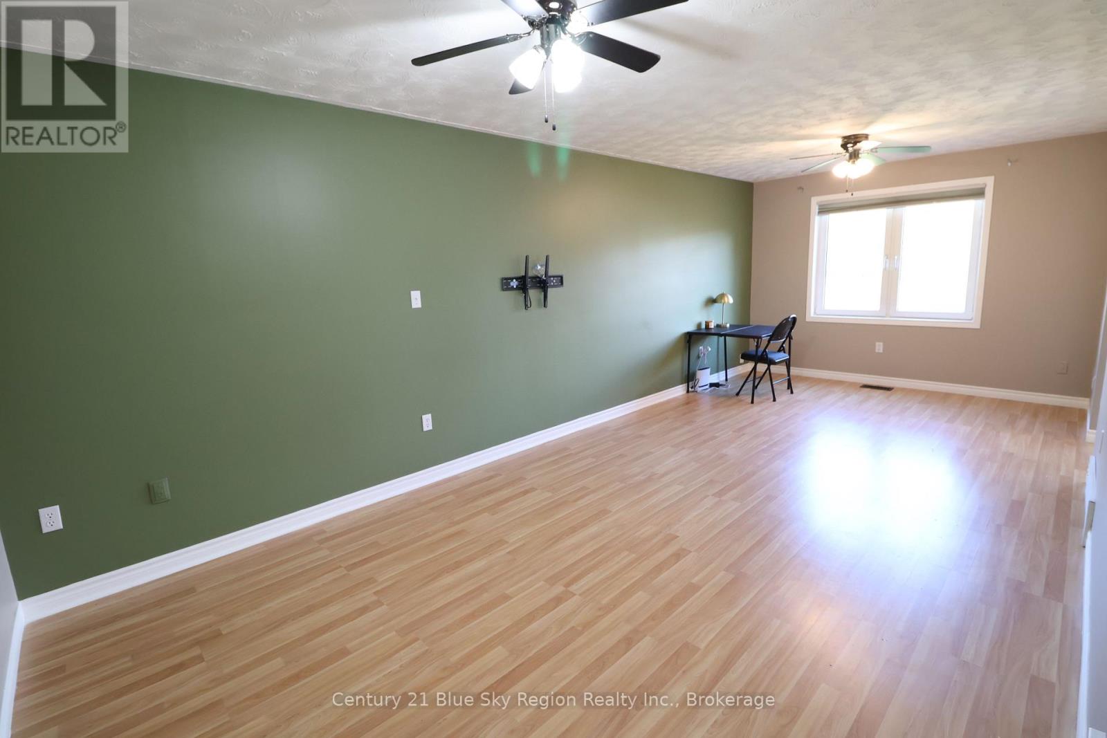 124 Johnston Road, North Bay, Ontario  P1B 9N6 - Photo 8 - X13843502
