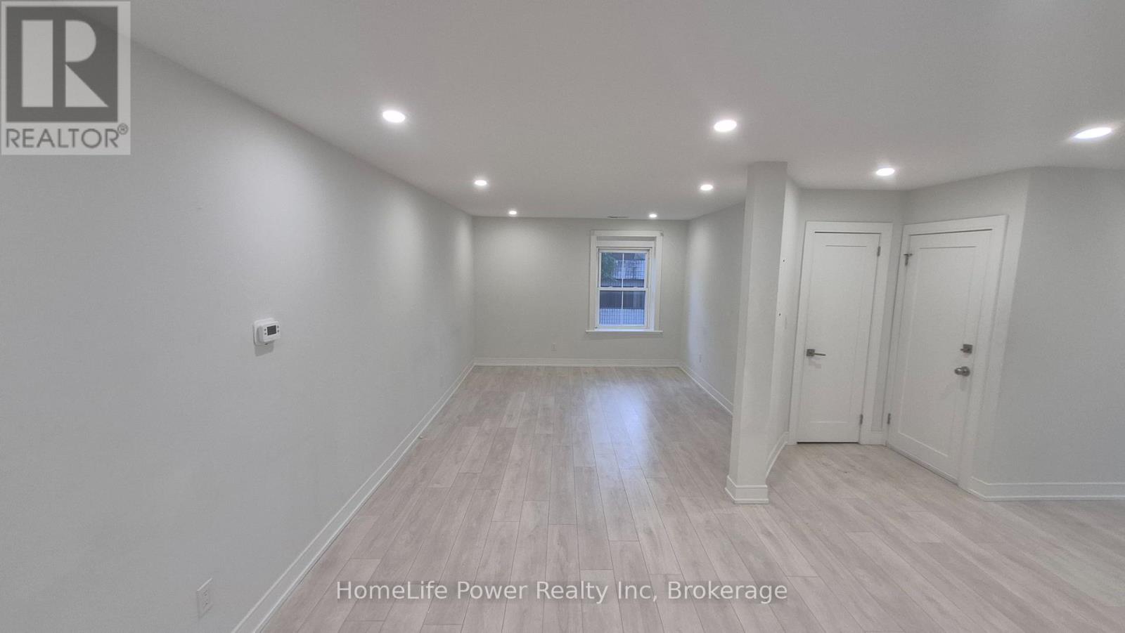 2u - 35 Wellington Street, Brantford, Ontario  N3P 1S8 - Photo 3 - X13843342
