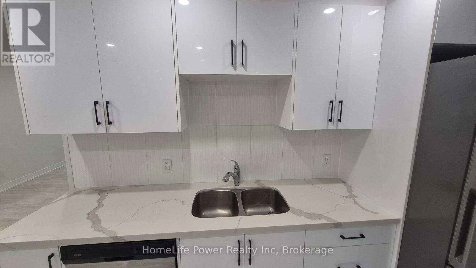 2u - 35 Wellington Street, Brantford, Ontario  N3P 1S8 - Photo 6 - X13843342