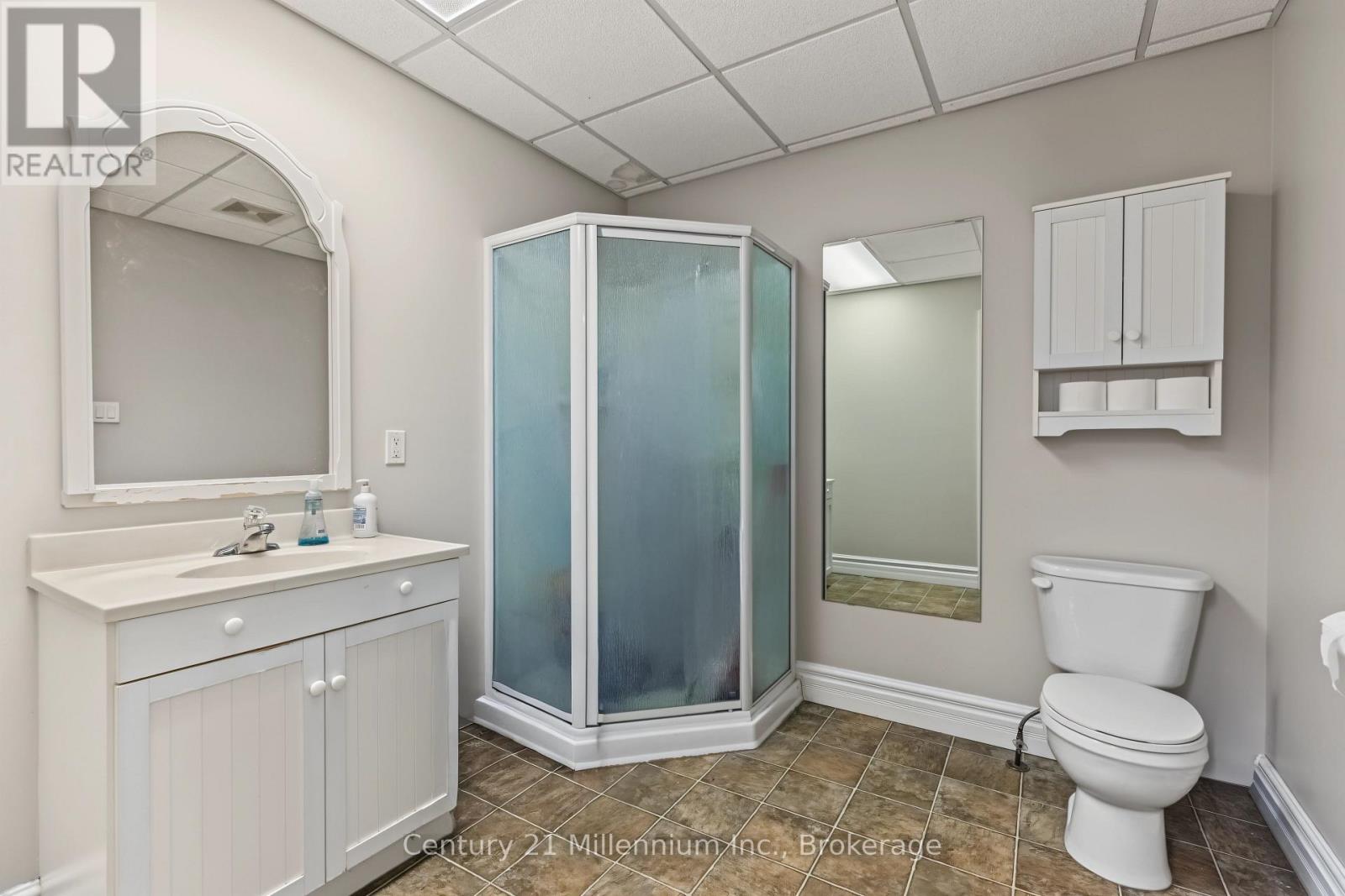195 High Street, Saugeen Shores, Ontario  N0H 2L0 - Photo 12 - X13843504