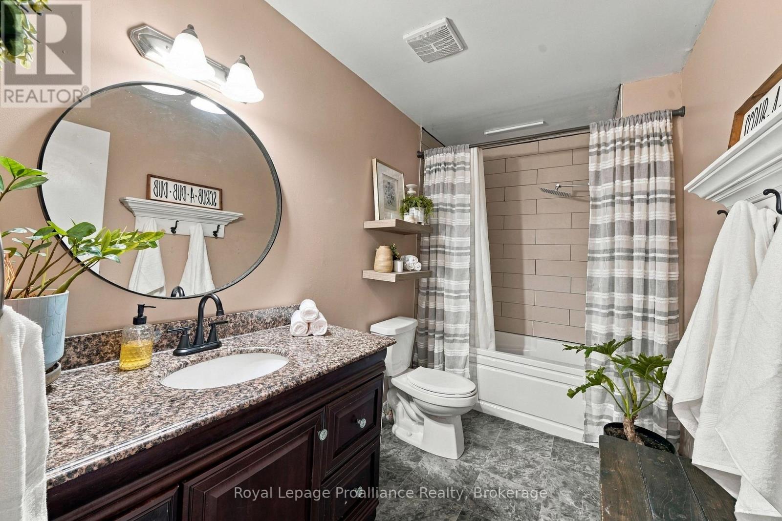 208 Byron Street, Quinte West, Ontario  K8V 2Z1 - Photo 24 - X13843226
