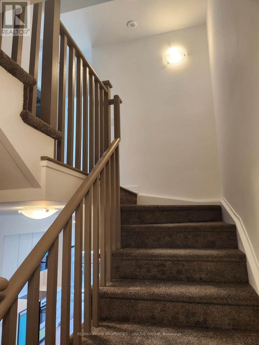16 - 851 Sheppard Avenue W, Toronto, Ontario  M3H 0E9 - Photo 16 - C13843198