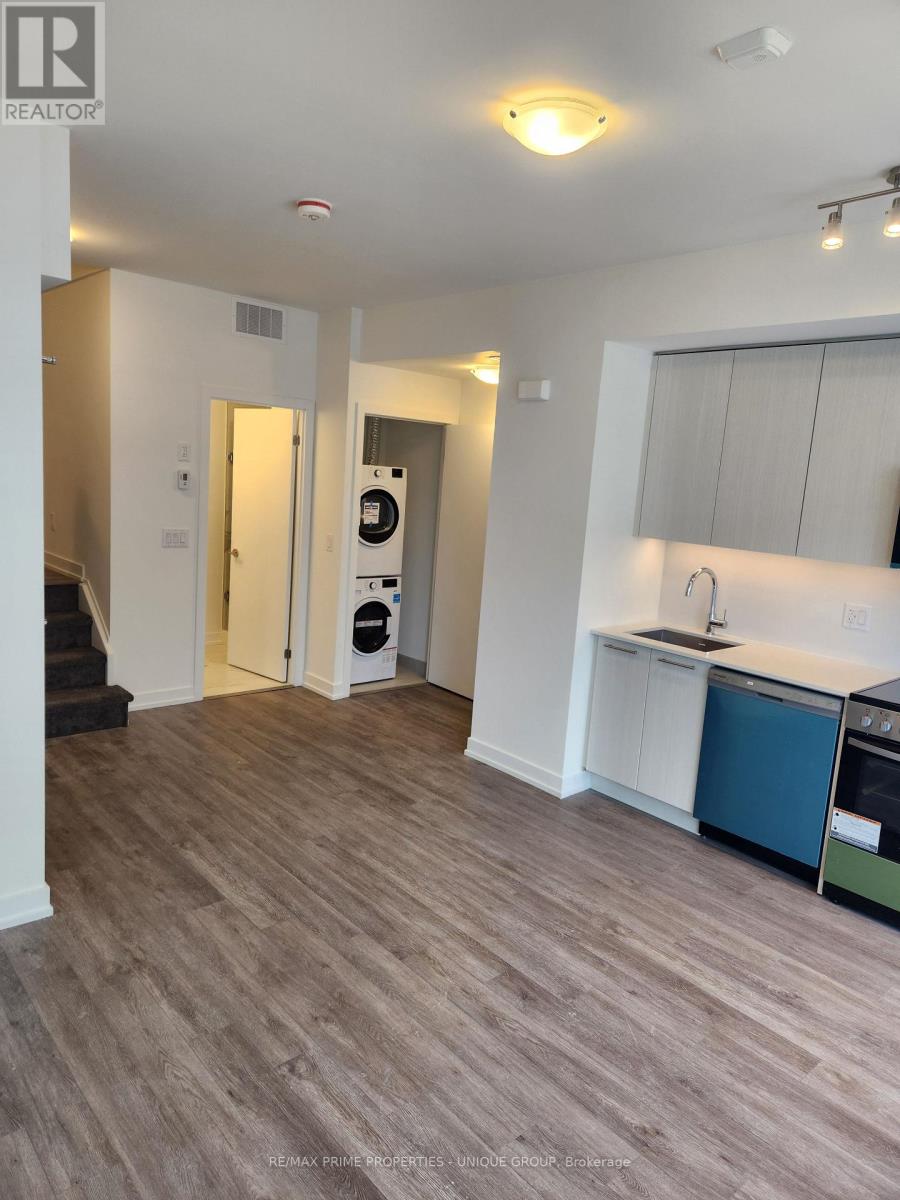 16 - 851 Sheppard Avenue W, Toronto, Ontario  M3H 0E9 - Photo 6 - C13843198