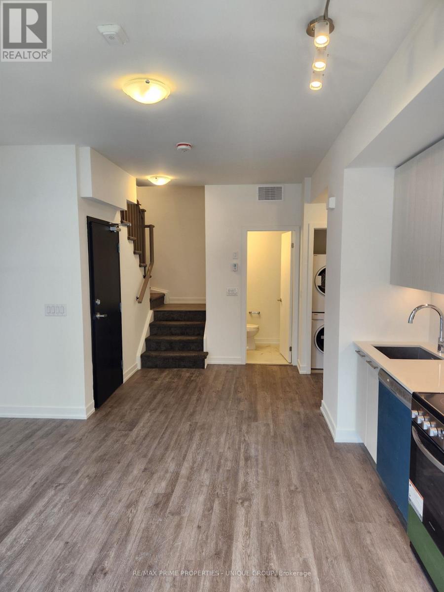 16 - 851 Sheppard Avenue W, Toronto, Ontario  M3H 0E9 - Photo 8 - C13843198