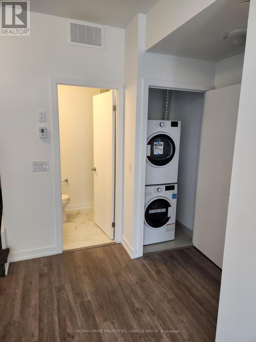16 - 851 Sheppard Avenue W, Toronto, Ontario  M3H 0E9 - Photo 9 - C13843198