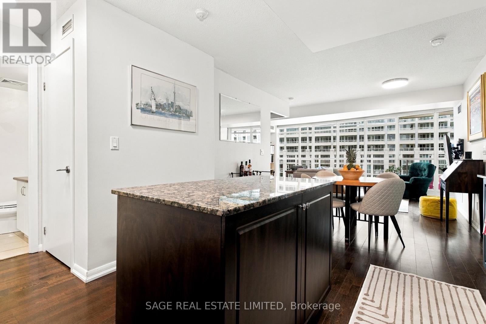 579 - 209 Fort York Boulevard, Toronto, Ontario  M5V 4A1 - Photo 14 - C13843224