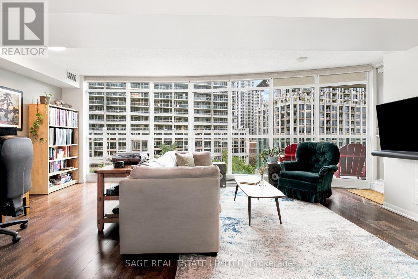 579 - 209 Fort York Boulevard, Toronto, Ontario  M5V 4A1 - Photo 4 - C13843224