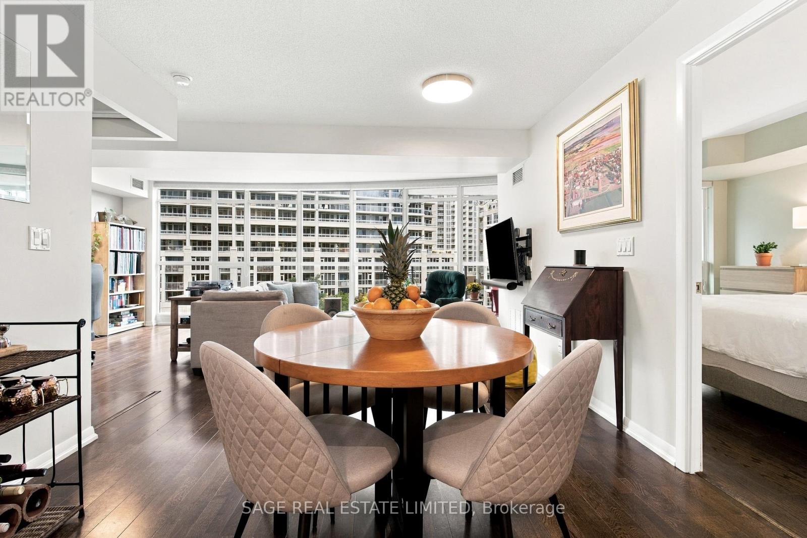 579 - 209 Fort York Boulevard, Toronto, Ontario  M5V 4A1 - Photo 9 - C13843224