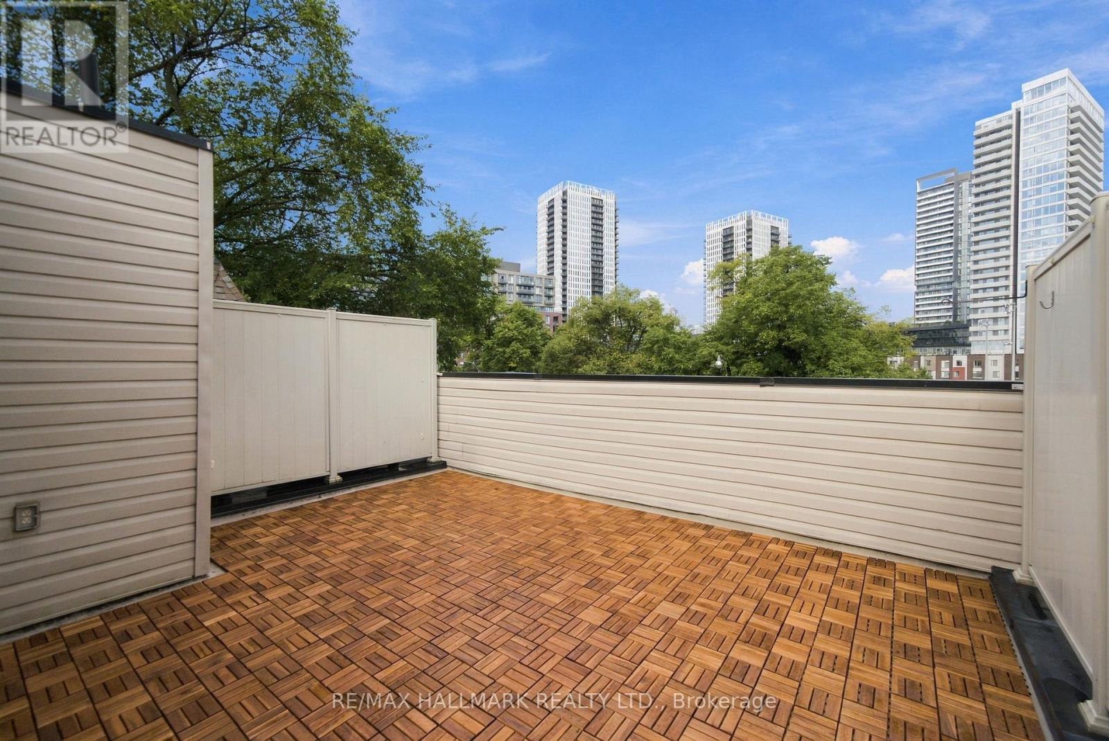 549 Shuter Street, Toronto (Regent Park), Ontario  M5A 1X9 - Photo 24 - C13843316