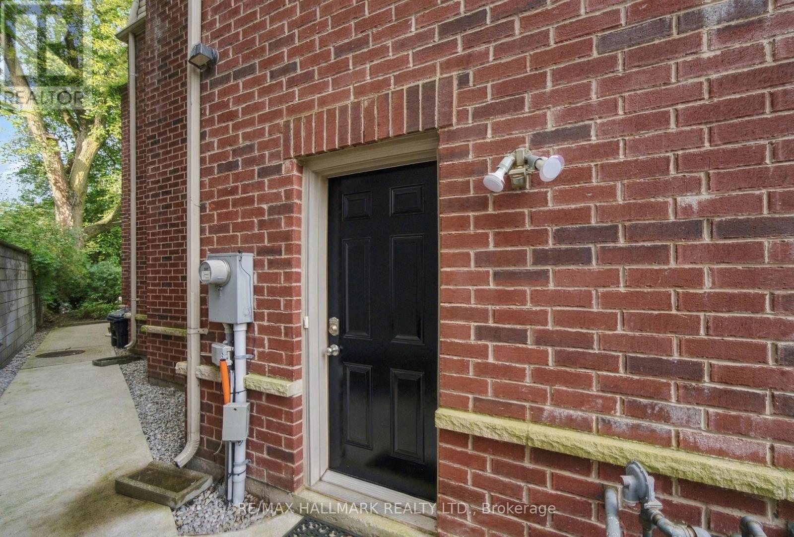 549 Shuter Street, Toronto (Regent Park), Ontario  M5A 1X9 - Photo 29 - C13843316