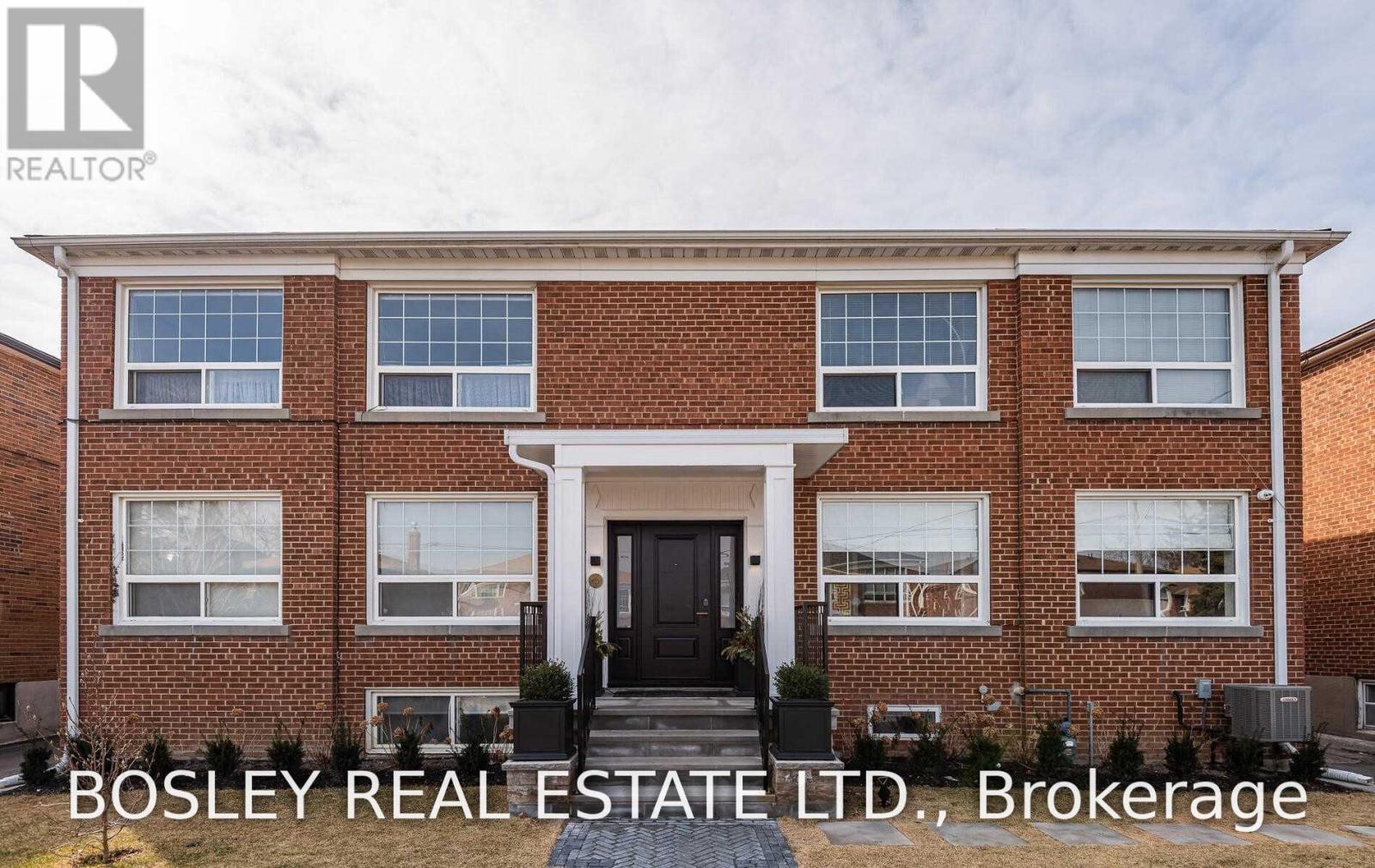 5 - 15 Markdale Avenue, Toronto, Ontario  M6C 1S8 - Photo 2 - C13843454