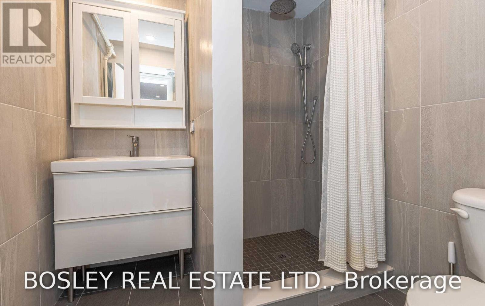5 - 15 Markdale Avenue, Toronto, Ontario  M6C 1S8 - Photo 7 - C13843454