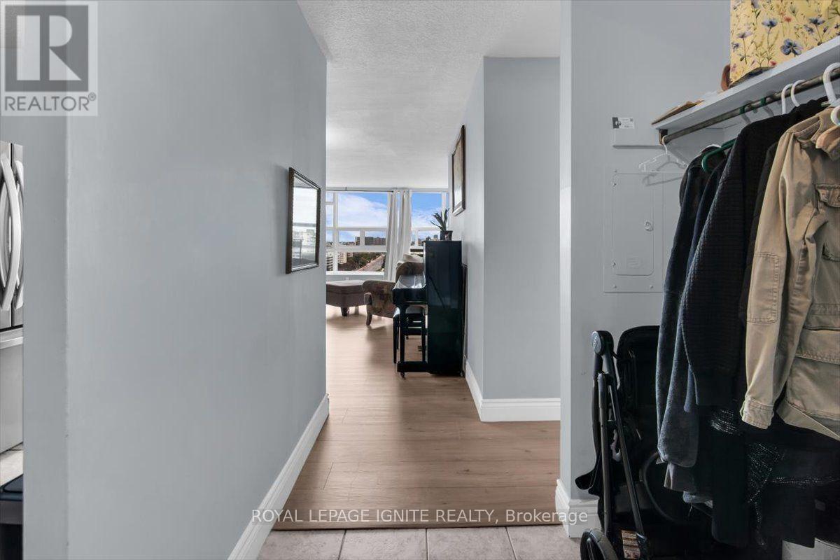 1712 - 3380 Eglinton Avenue E, Toronto (Scarborough Village), Ontario  M1J 3L6 - Photo 5 - E13843262
