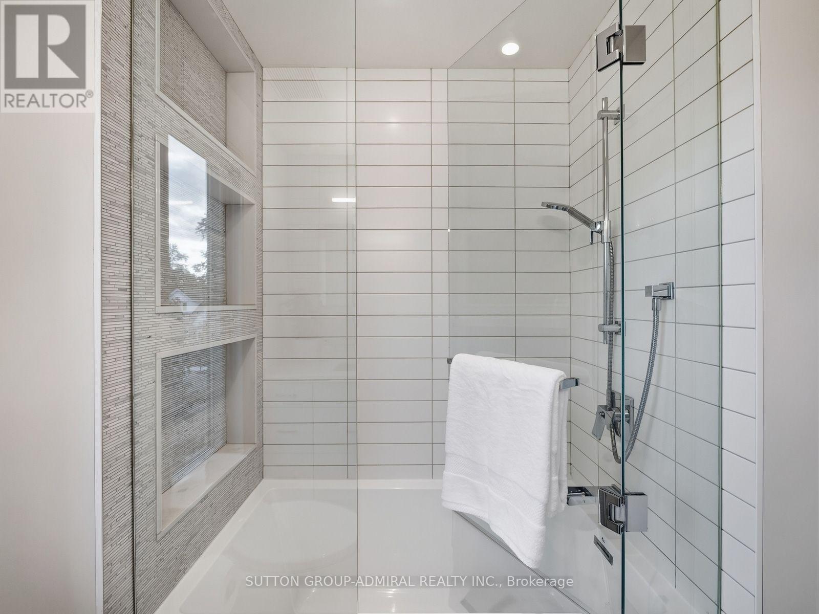 39 Red Deer Avenue, Toronto (Birchcliffe-Cliffside), Ontario  M1N 2Z1 - Photo 28 - E13843350