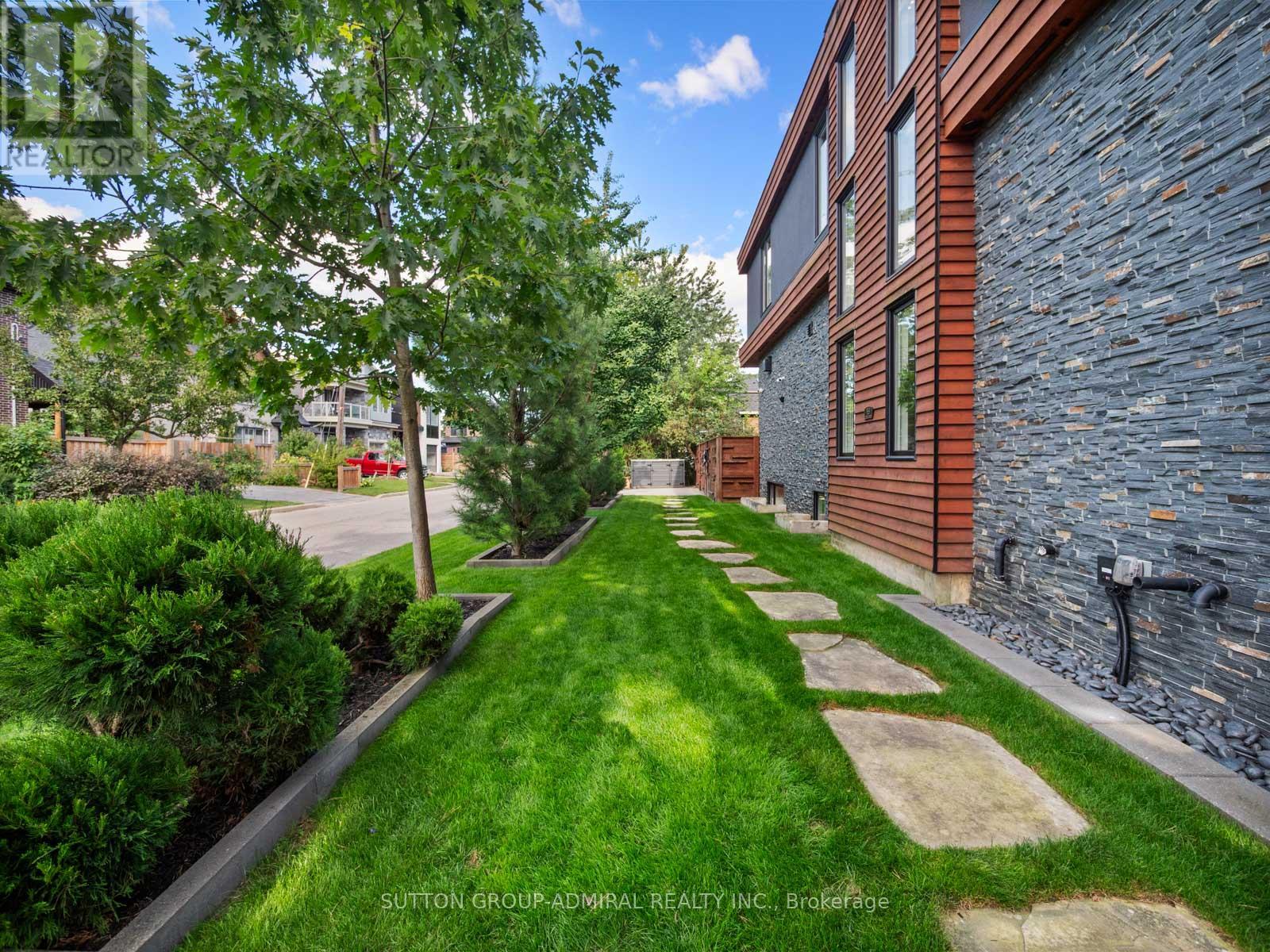 39 Red Deer Avenue, Toronto (Birchcliffe-Cliffside), Ontario  M1N 2Z1 - Photo 39 - E13843350