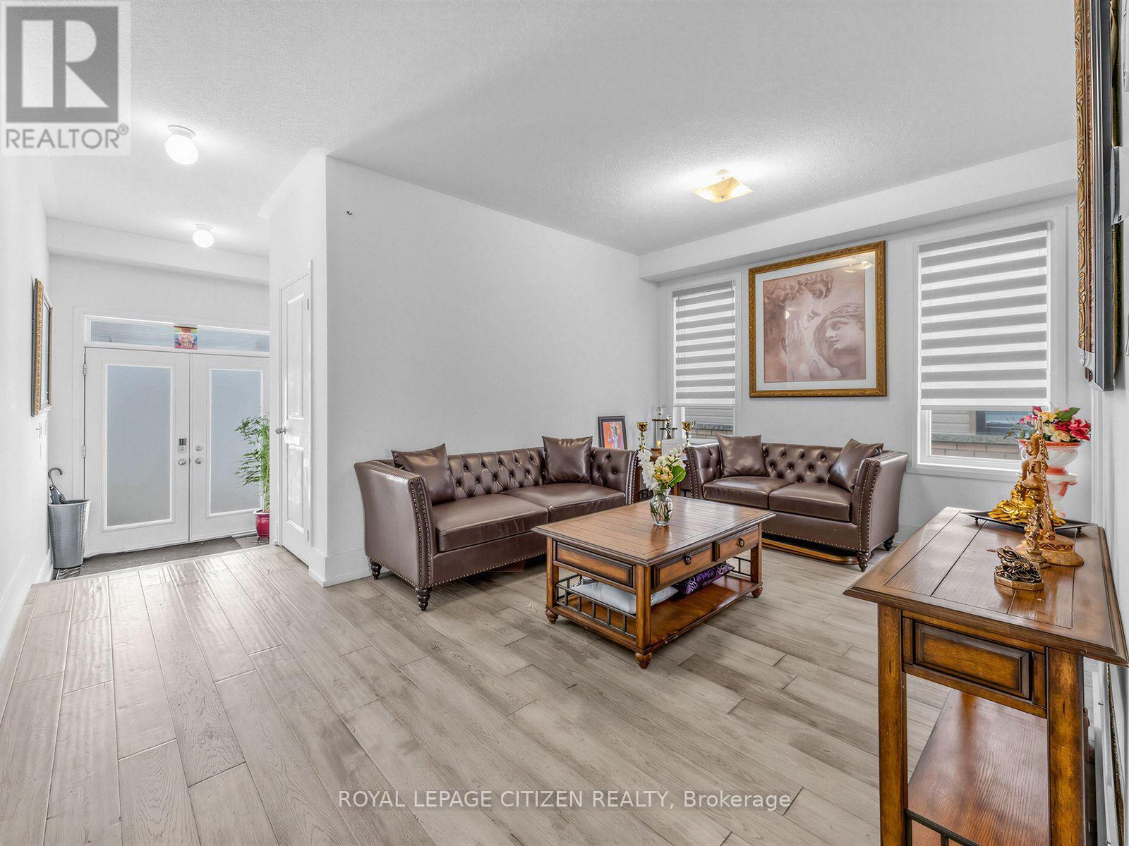 14 Cryderman Lane, Clarington, Ontario  L1C 1Z8 - Photo 5 - E13843366