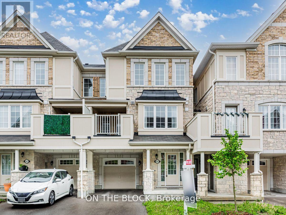 2425 FALL HARVEST CRESCENT, pickering, Ontario
