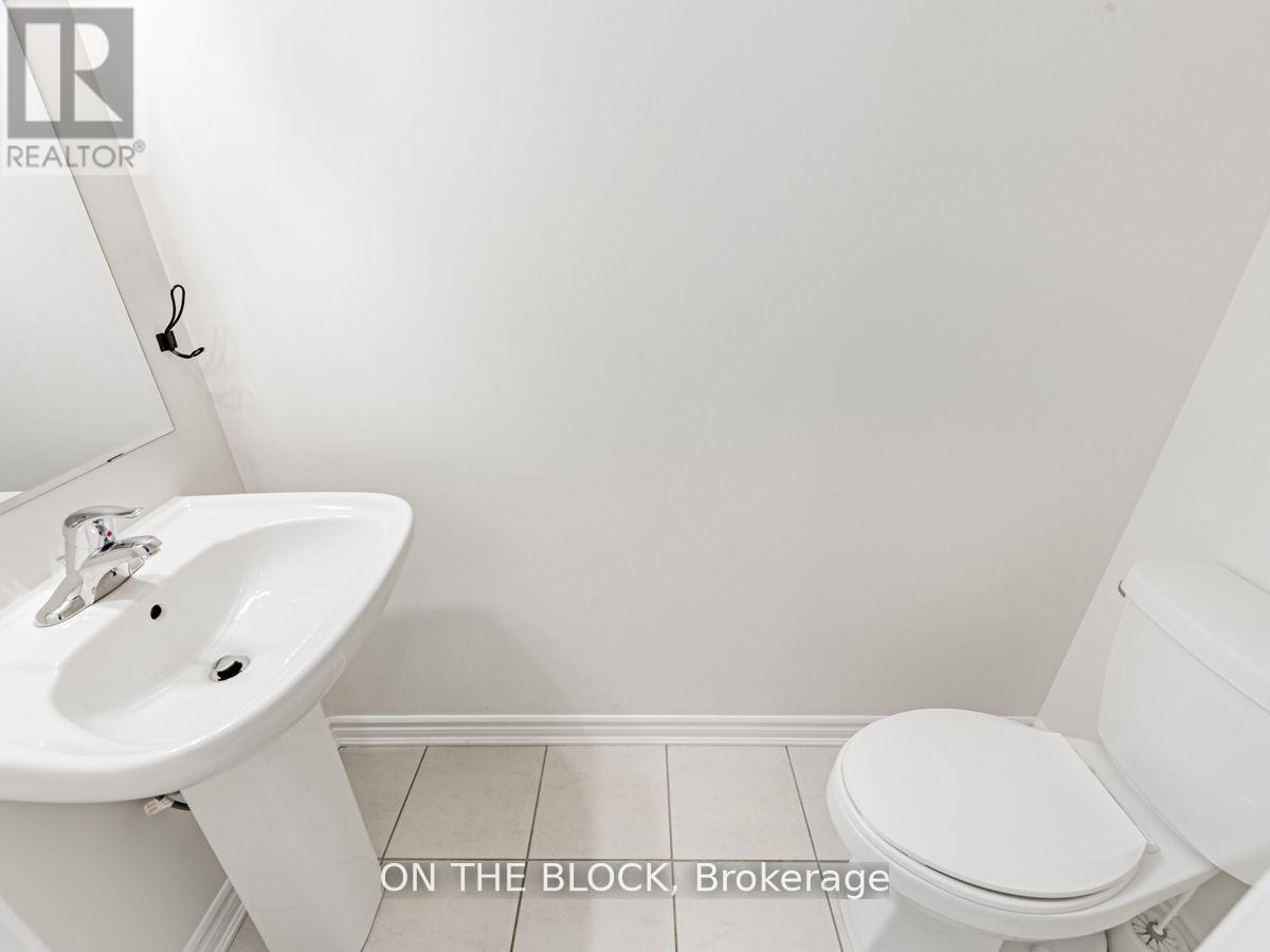 2425 Fall Harvest Crescent, Pickering, Ontario  L1X 0G1 - Photo 18 - E13843382
