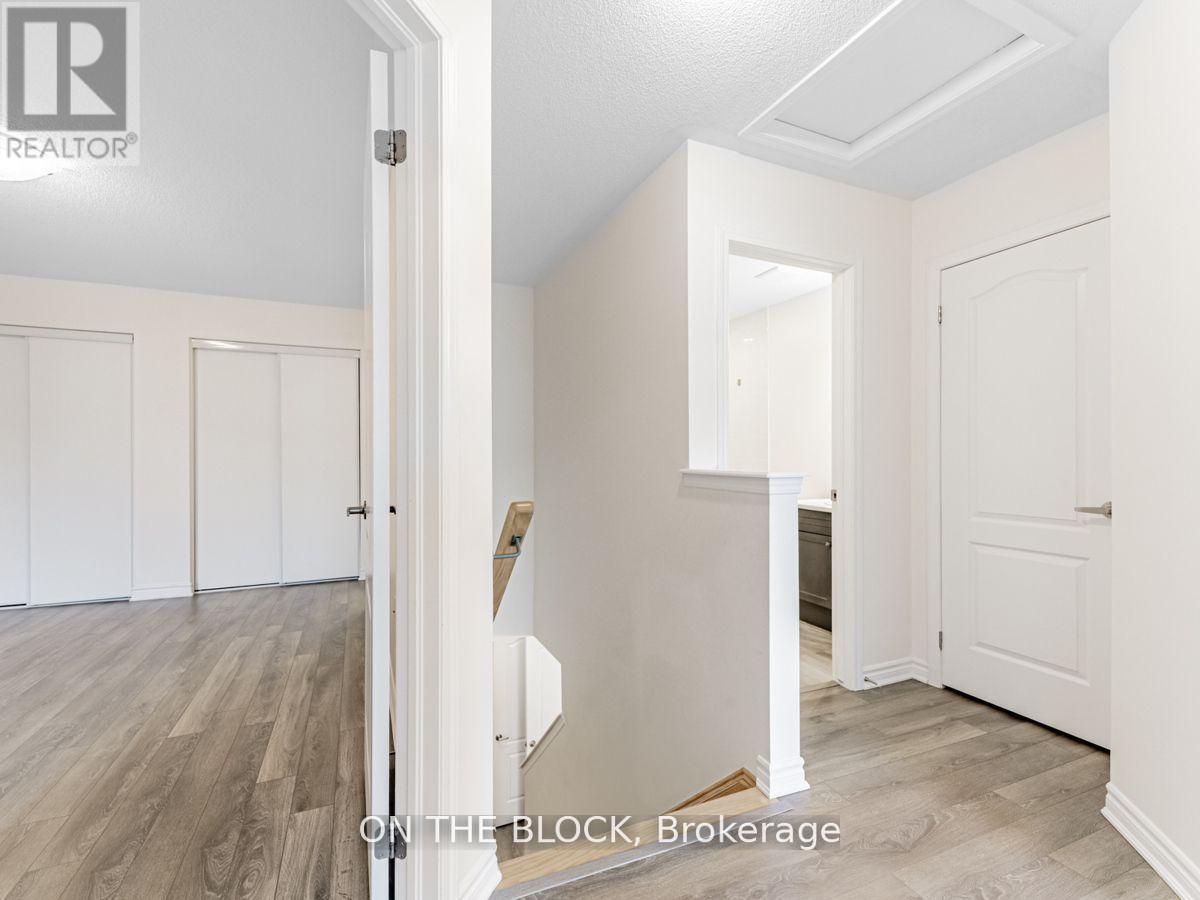 2425 Fall Harvest Crescent, Pickering, Ontario  L1X 0G1 - Photo 23 - E13843382