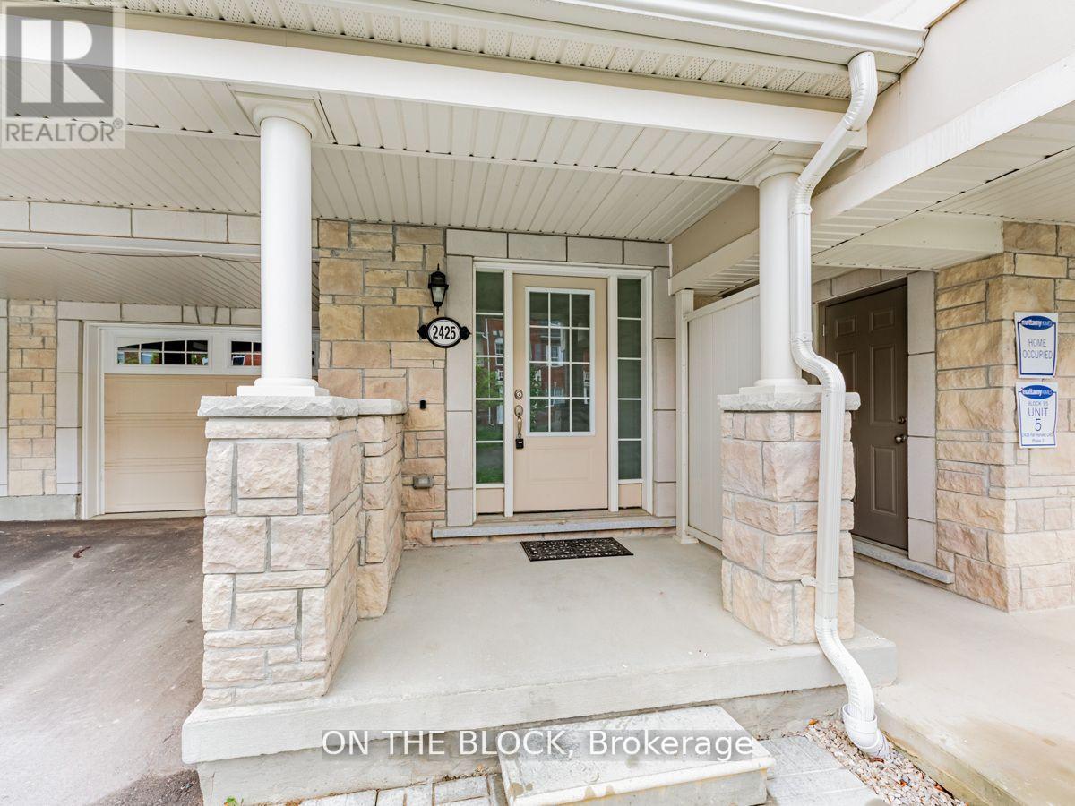 2425 Fall Harvest Crescent, Pickering, Ontario  L1X 0G1 - Photo 3 - E13843382