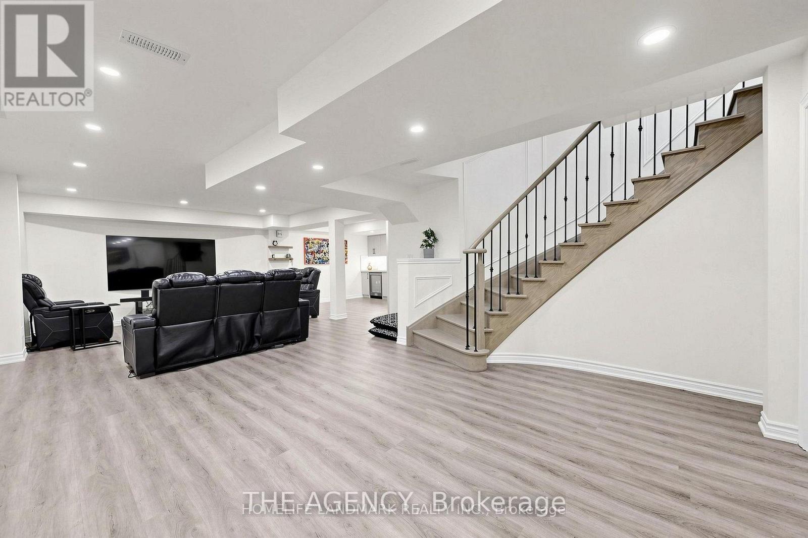 45 Morley Crescent, Whitby, Ontario  L1R 3C2 - Photo 45 - E13843398