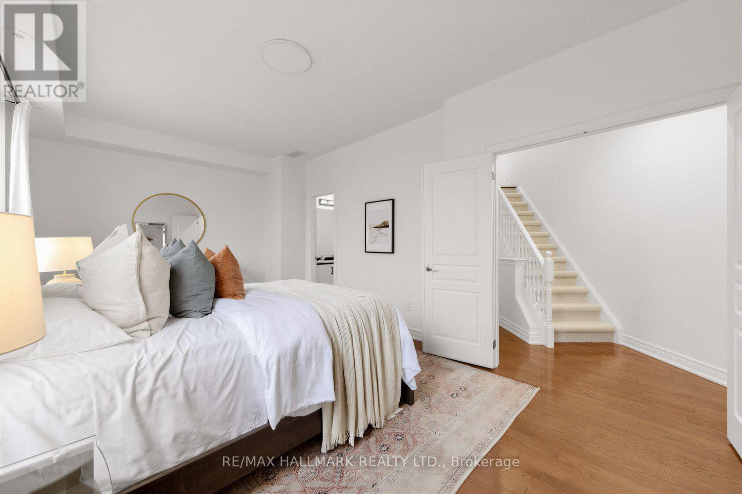 34 Fairhead Mews, Toronto, Ontario M4E 3Y4 - Photo 24 - E13843430