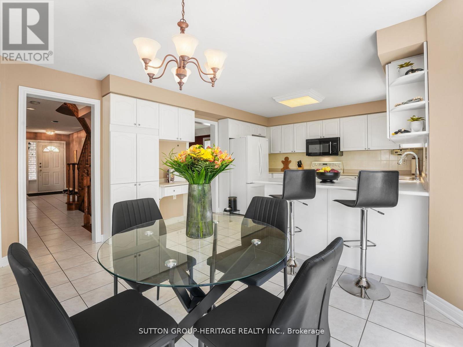 51 Annie Crescent, Ajax (Central West), Ontario  L1T 3Z4 - Photo 12 - E13843516