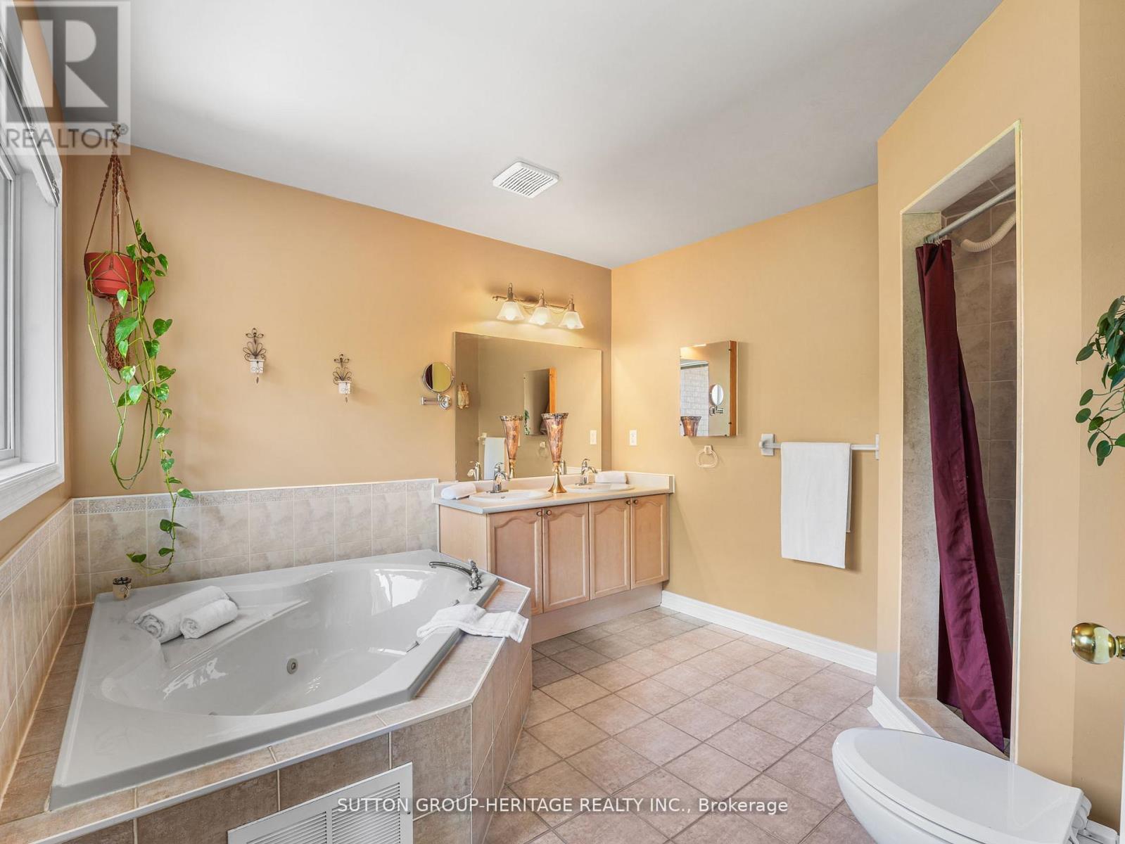 51 Annie Crescent, Ajax (Central West), Ontario  L1T 3Z4 - Photo 20 - E13843516