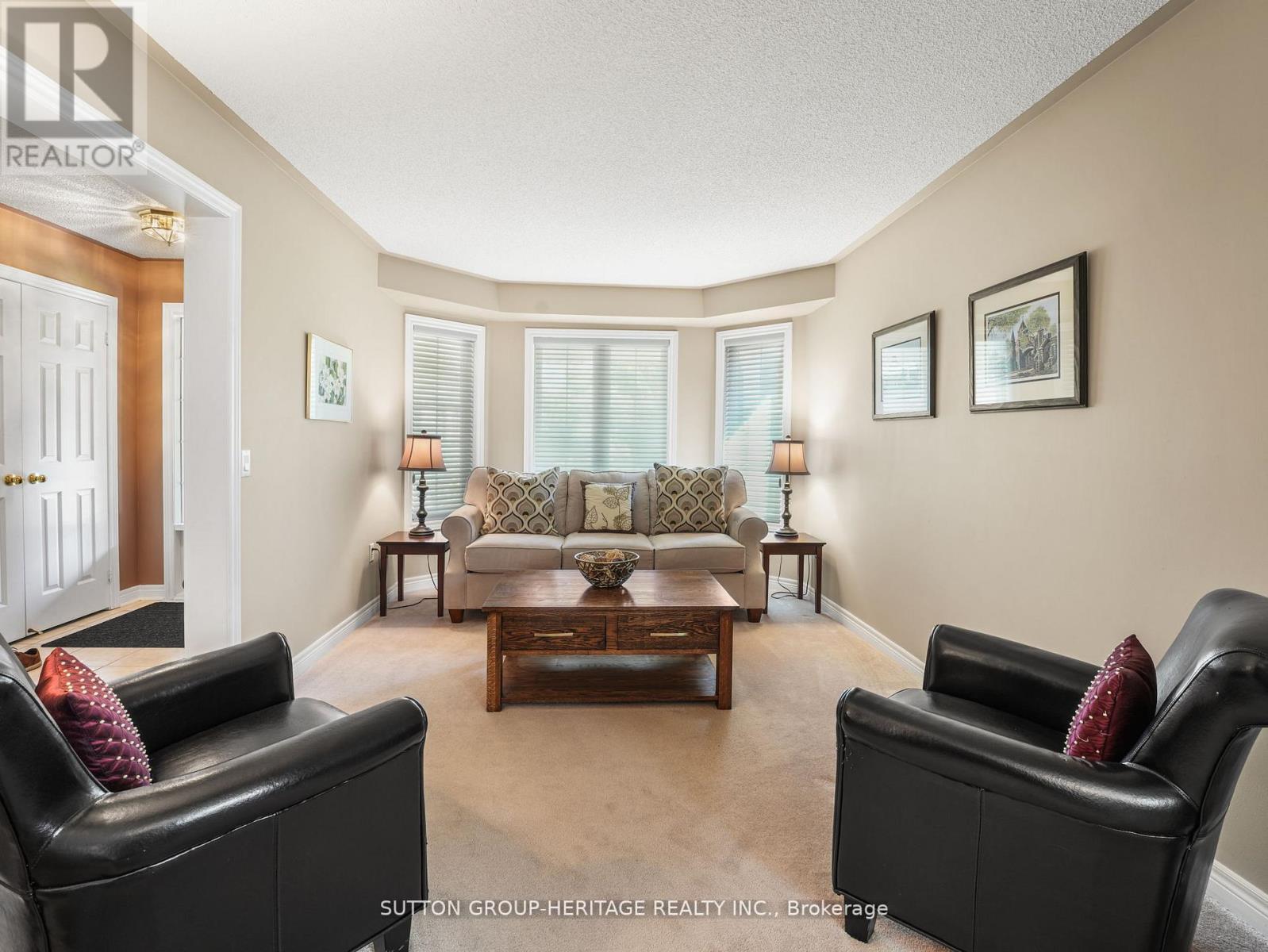 51 Annie Crescent, Ajax (Central West), Ontario  L1T 3Z4 - Photo 7 - E13843516