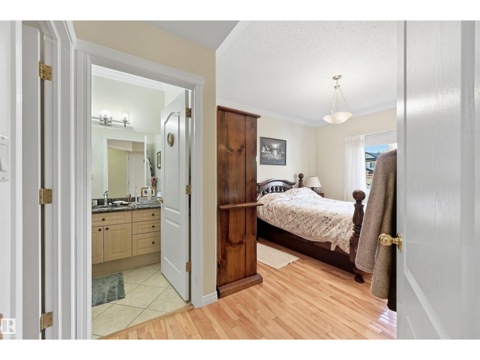 #11 170 KINGSWOOD BV
